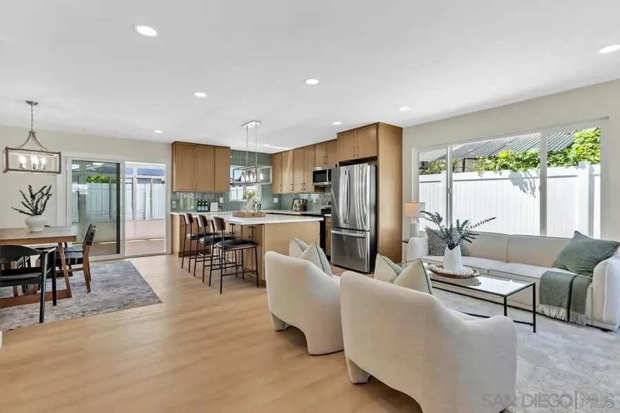 11374 Spica Dr, San Diego, CA 92126 - #3