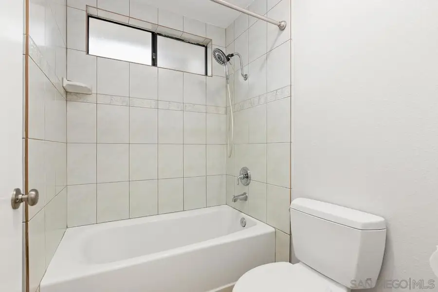 8308 Regents Rd #1O, San Diego, CA 92122 - #2
