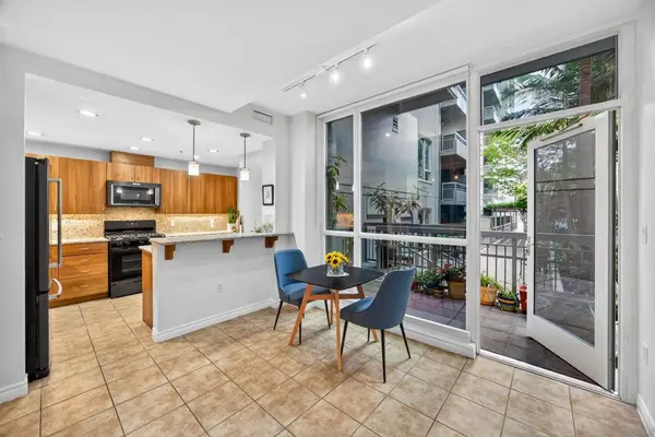 300 W Beech #10, San Diego, CA 92101