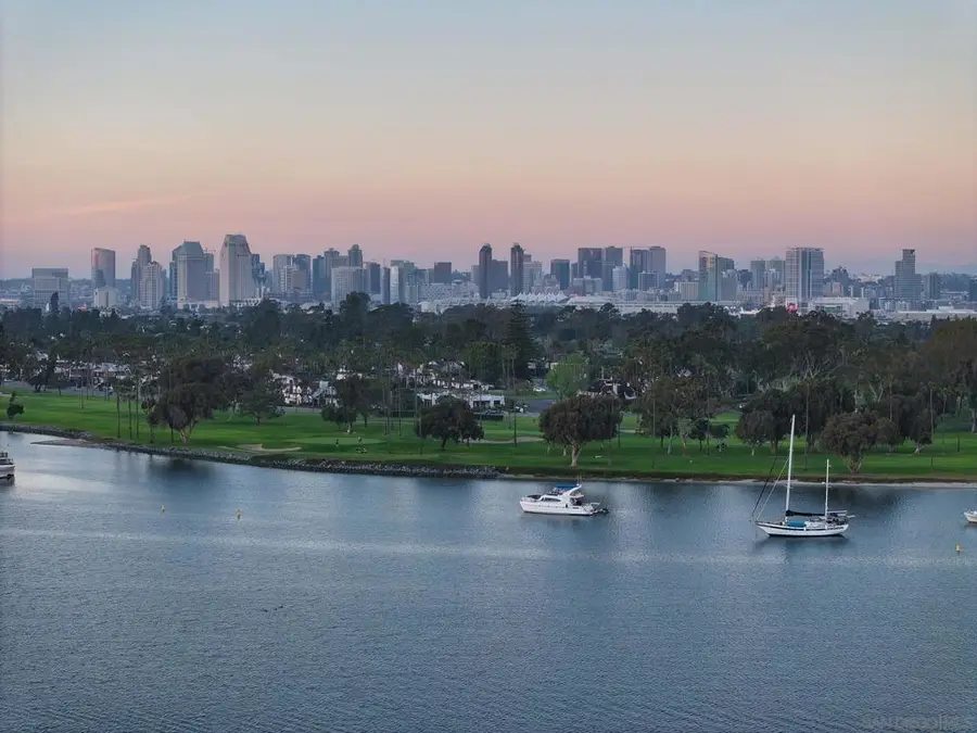 1820 Avenida Del Mundo #807, Coronado, CA 92118 - #2