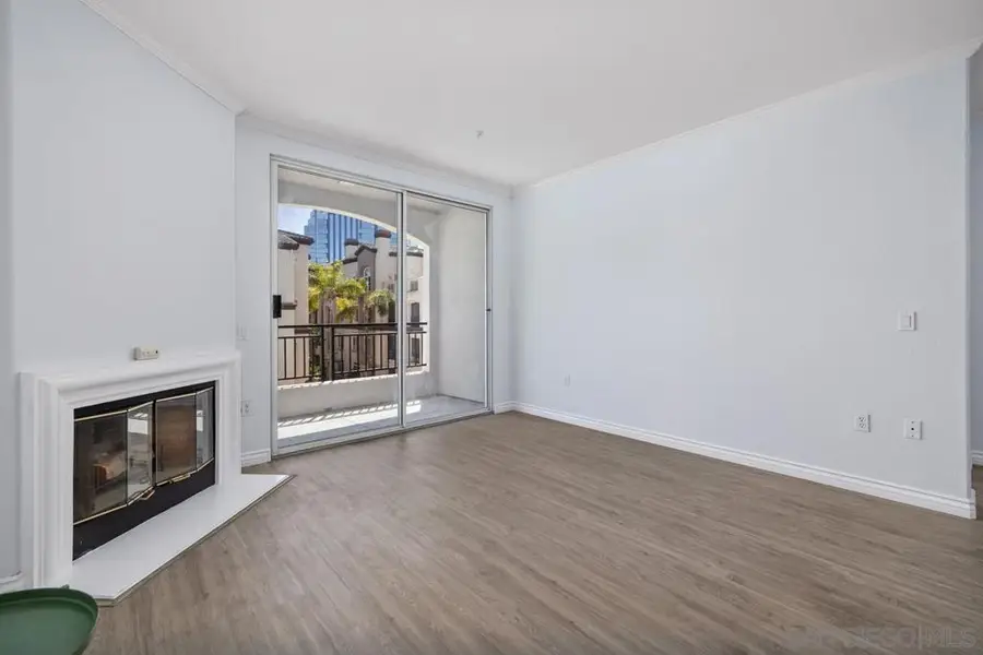 9263 Regents #B308, La Jolla, CA 92037 - #3