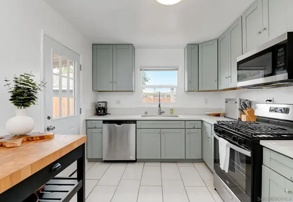 6741 Carthage St, San Diego, CA 92120