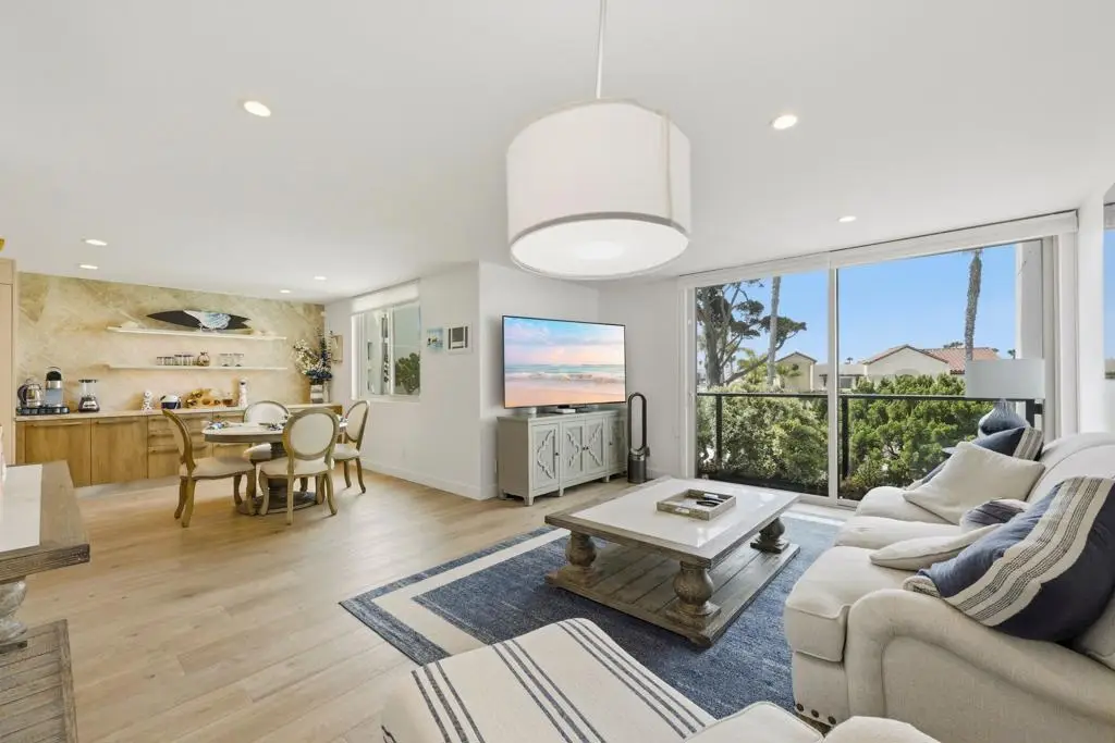 Address Withheld By Seller, La Jolla, CA 92037 - #1