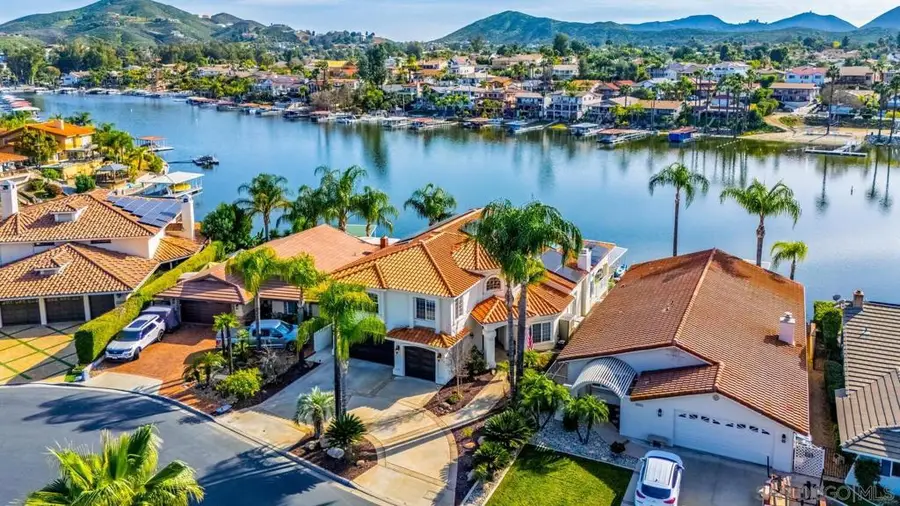30325 Cove View St, Canyon Lake, CA 92587 - #3