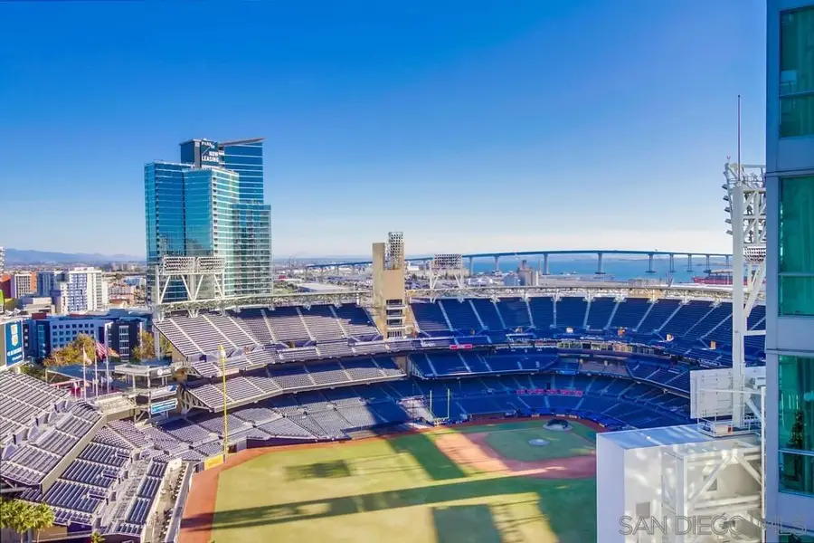 325 7th Ave #1602, San Diego, CA 92101 - #2