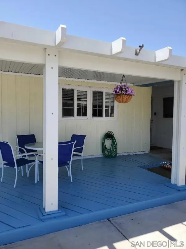 Address Withheld By Seller, Vista, CA 92084