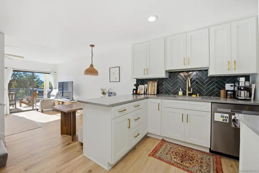 2352 Caringa Way, Carlsbad, CA 92009 - #2