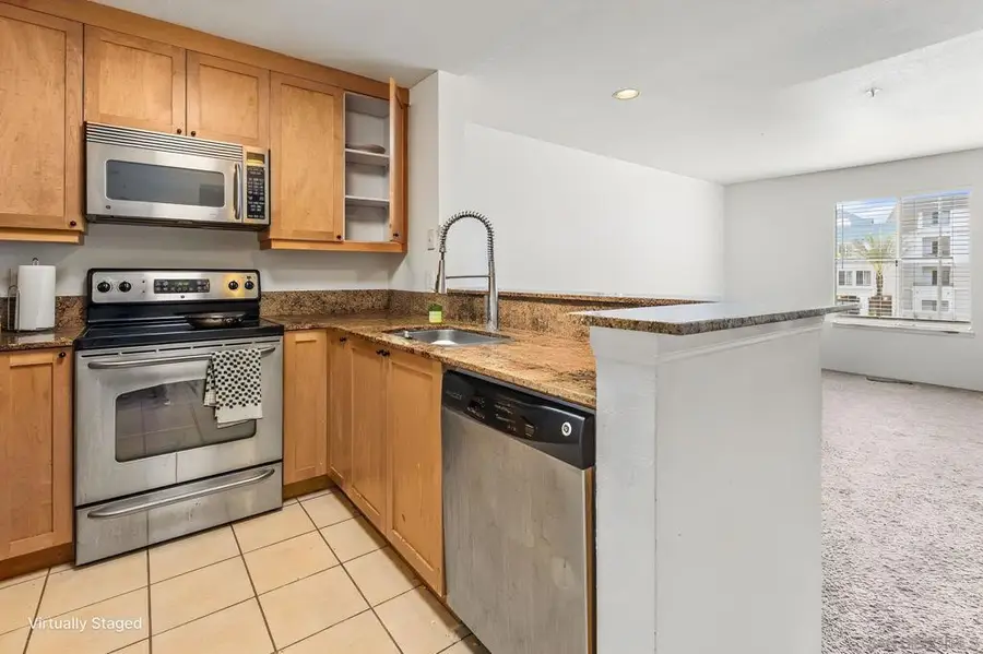 8889 Caminito Plaza Centro #7225, San Diego, CA 92122 - #2