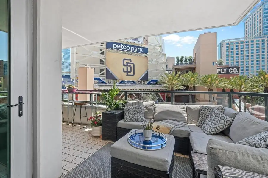 325 7th #308, San Diego, CA 92101 - #2