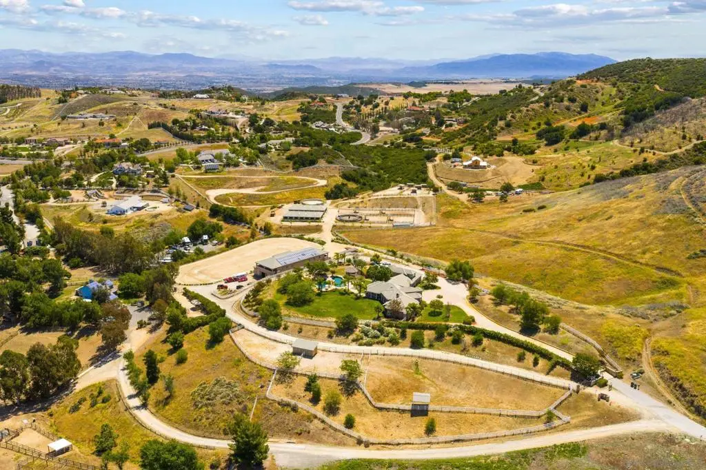 20420 Wendy Ln, Murrieta, CA 92562 - #1