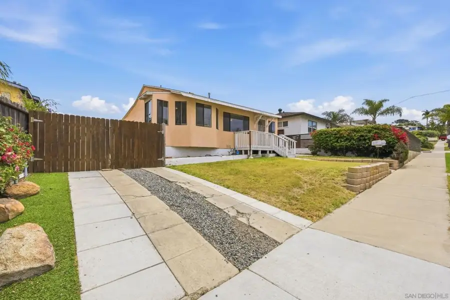 14-4612 Bermuda Ave, San Diego, CA 92107 - #3