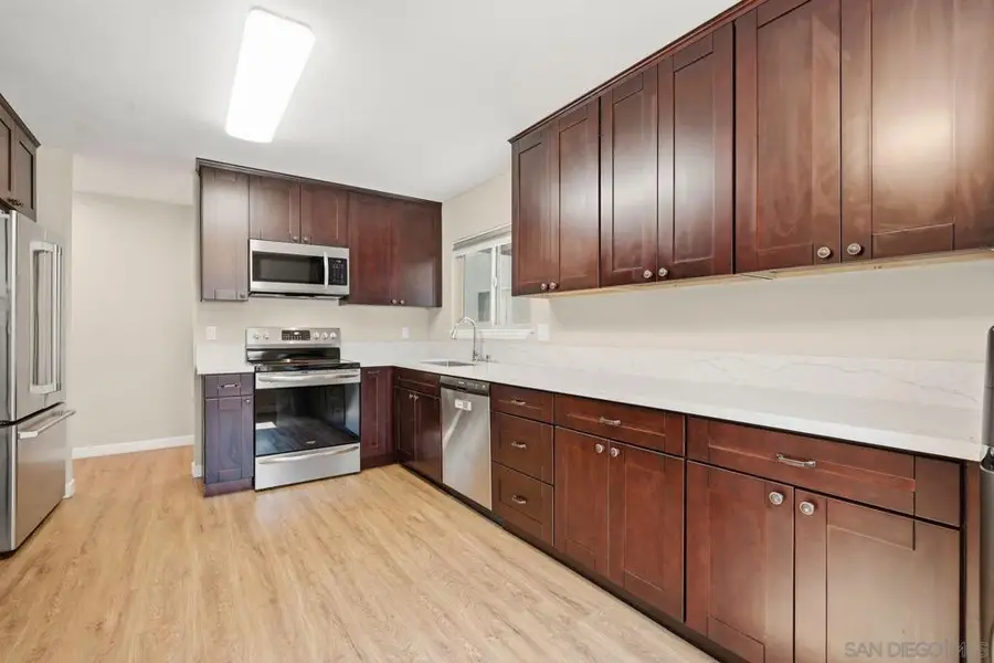 5513 Adobe Falls Rd #5, San Diego, CA 92120 - #2