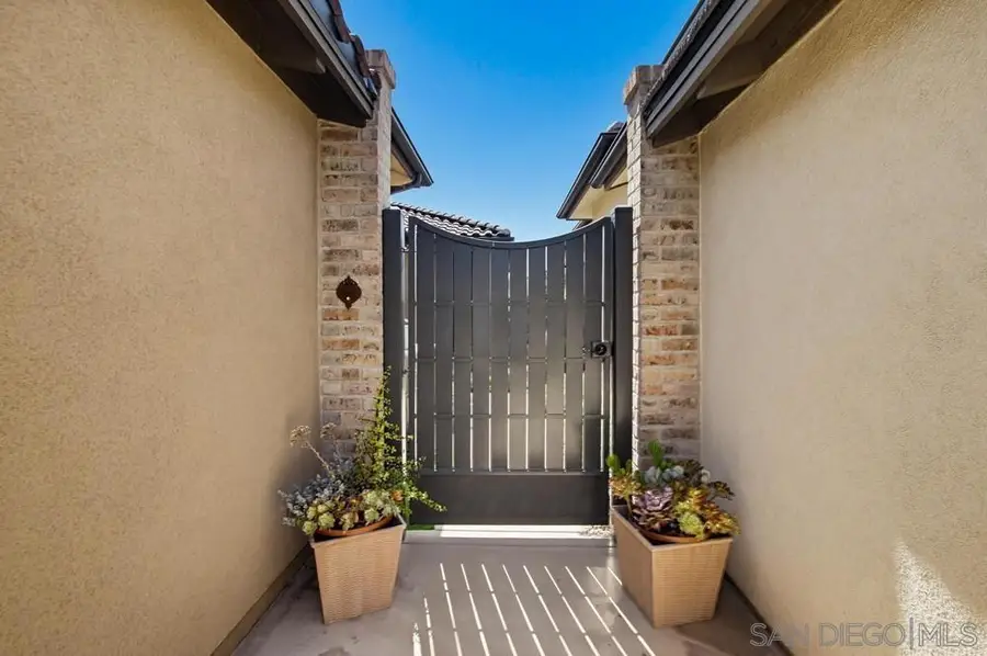 7944 Lusardi Creek Ln, San Diego, CA 92127 - #2