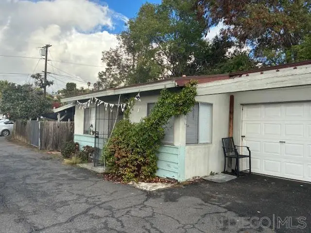 543-545 Kleaveland Pl, Vista, CA 92084 - #1