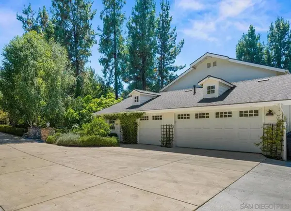 3412 Buena Creek Rd, Vista, CA 92084