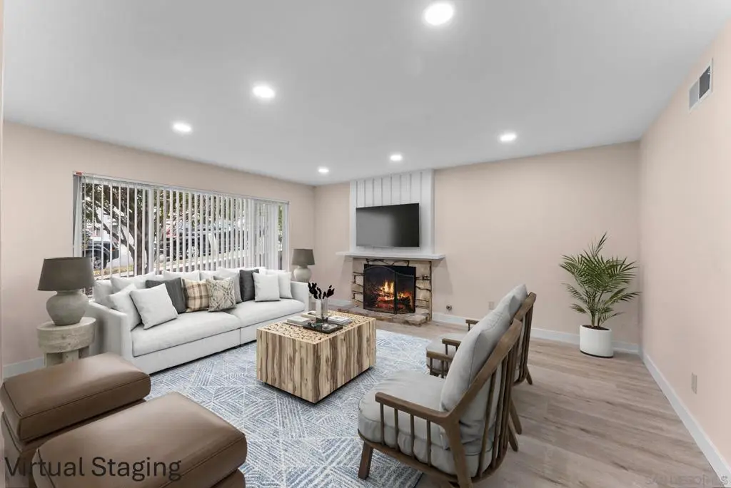 2134 Via Robles, Oceanside, CA 92054 - #1