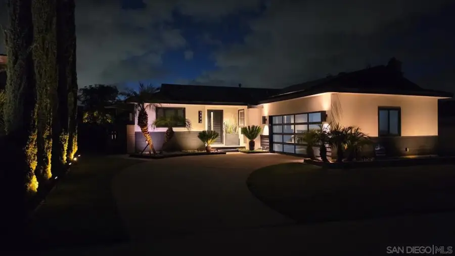 6884 Millbrook St, San Diego, CA 92120 - #2