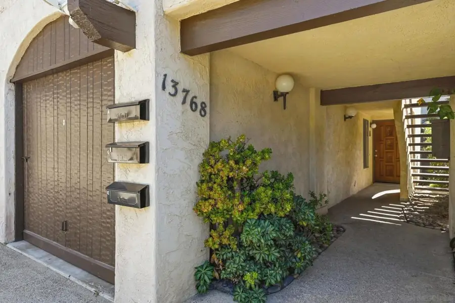 13768 Ruette Le Parc #C, Del Mar, CA 92014 - #2