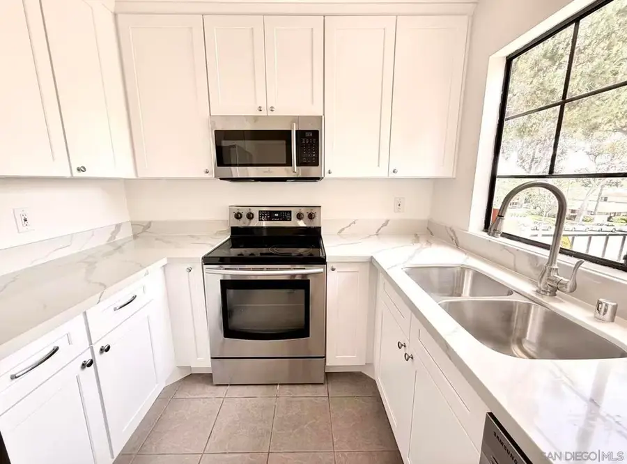 4240 Porte De Merano #71, San Diego, CA 92122 - #3