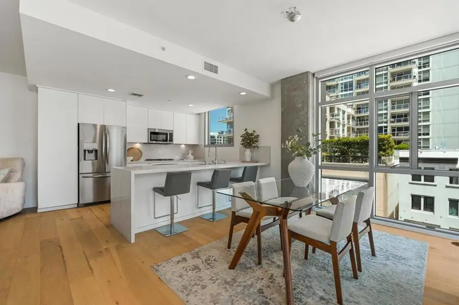 800 The Mark Ln #406, San Diego, CA 92101 - #2