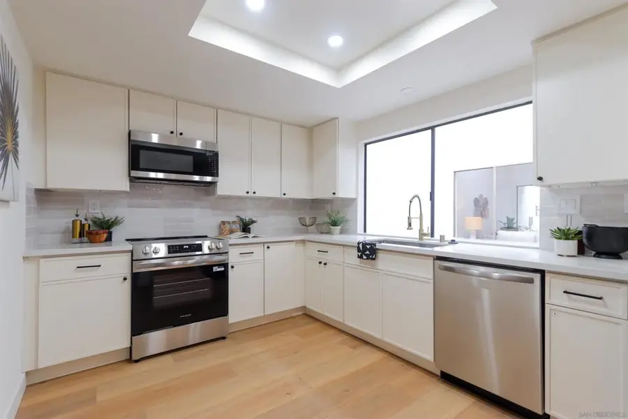 10 Morena #8, Irvine, CA 92612 - #2
