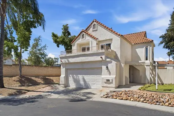 2174 Villa Sonoma, Escondido, CA 92029