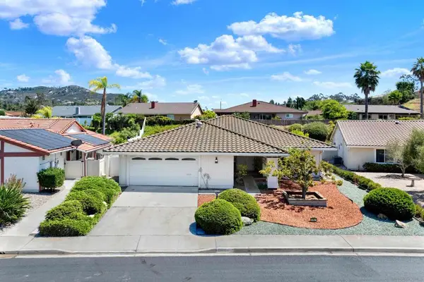 12621 Opimo Dr, San Diego, CA 92128
