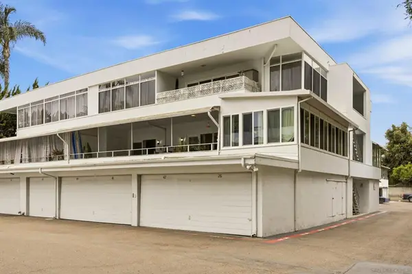 2364 Torrey Pines Rd., La Jolla, CA 92037