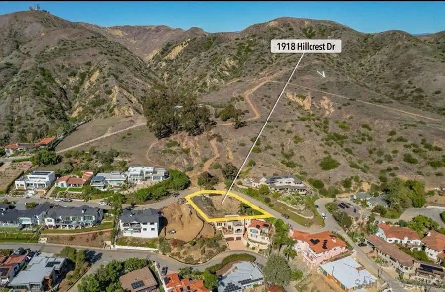 1918 Hillcrest, San Buenaventura Ventura, CA 93001 - #2