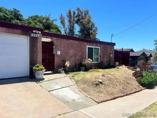 2117 Finch, San Diego, CA 92123
