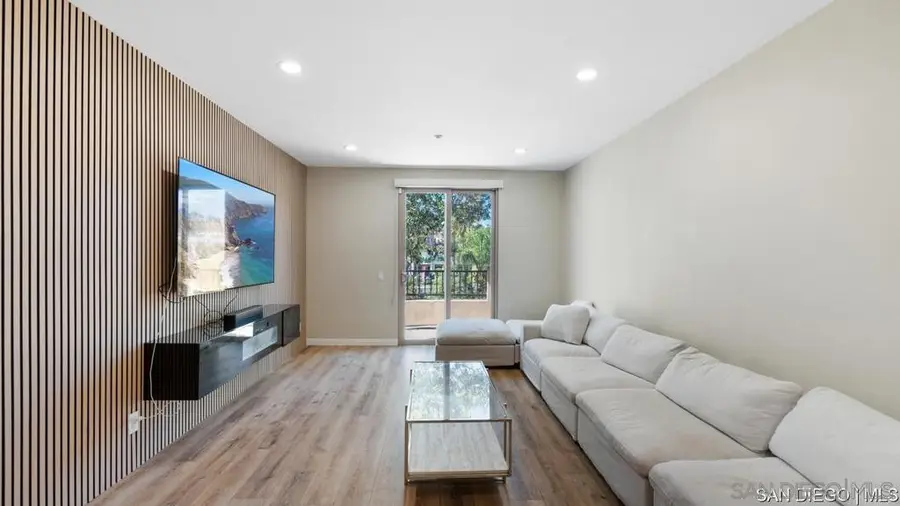 8301 Rio San Diego Dr #7, San Diego, CA 92108 - #3