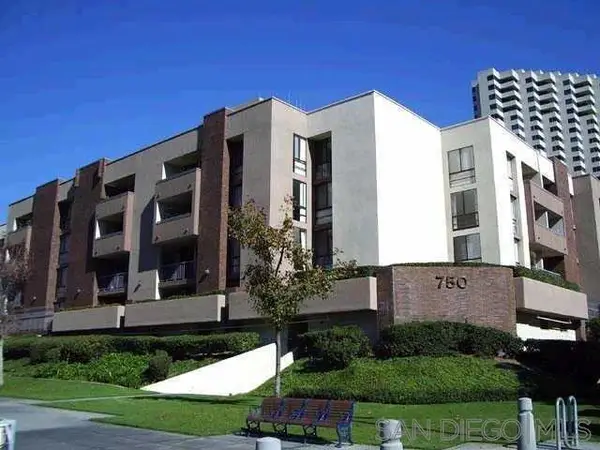 850 State #427, San Diego, CA 92101