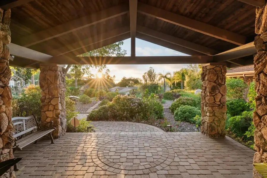 15943 Ranch Hollow Rd, Poway, CA 92064 - #2