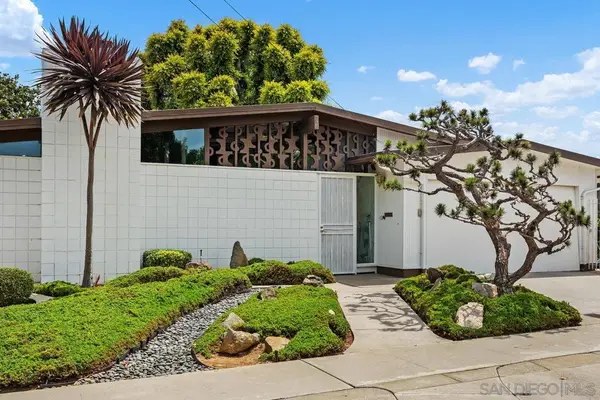 4473 Charger Blvd, San Diego, CA 92117