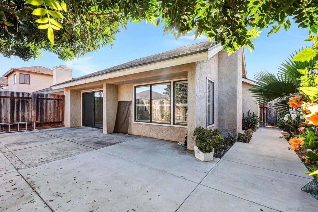 9488 Hiker Hill Rd, San Diego, CA 92129 - Image #1