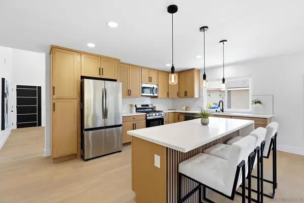 Address Withheld By Seller, San Diego, CA 92126