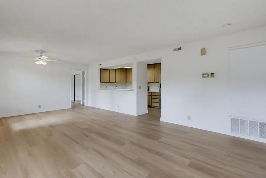 4030 Porte La Paz #90, San Diego, CA 92122 - #2