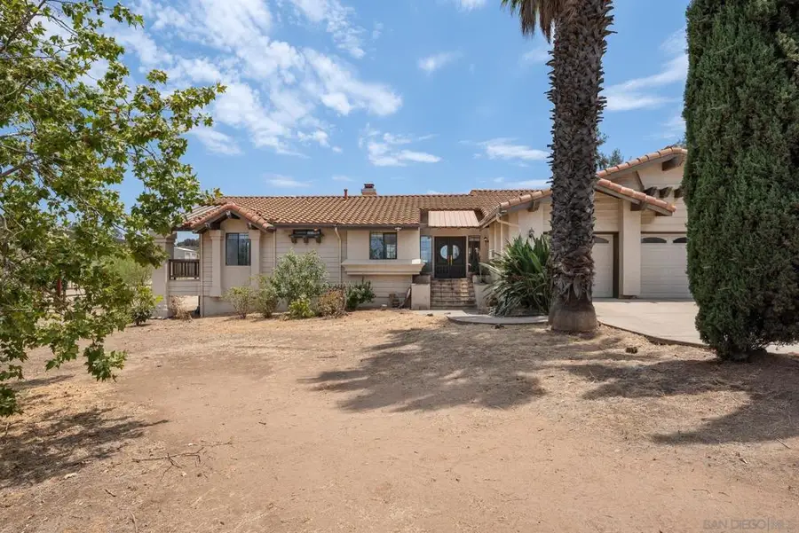 266 Woodmeadow Ln, Ramona, CA 92065 - #3