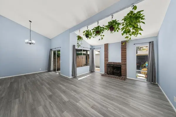 2147 Citrus Tree, Spring Valley, CA 91977