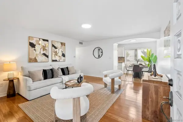 1030 Robinson Ave #101, San Diego, CA 92103