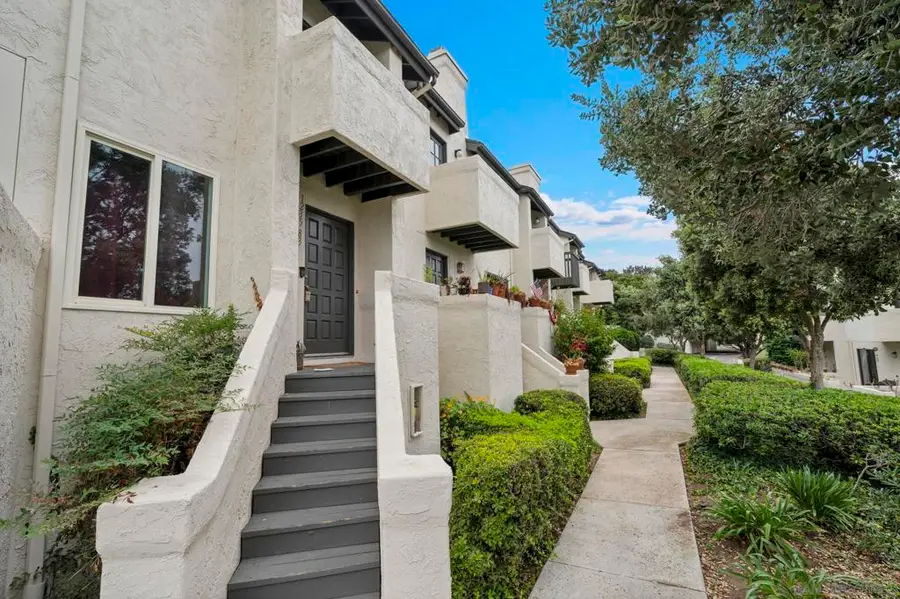 1235 River Glen Row #83, San Diego, CA 92111 - #2
