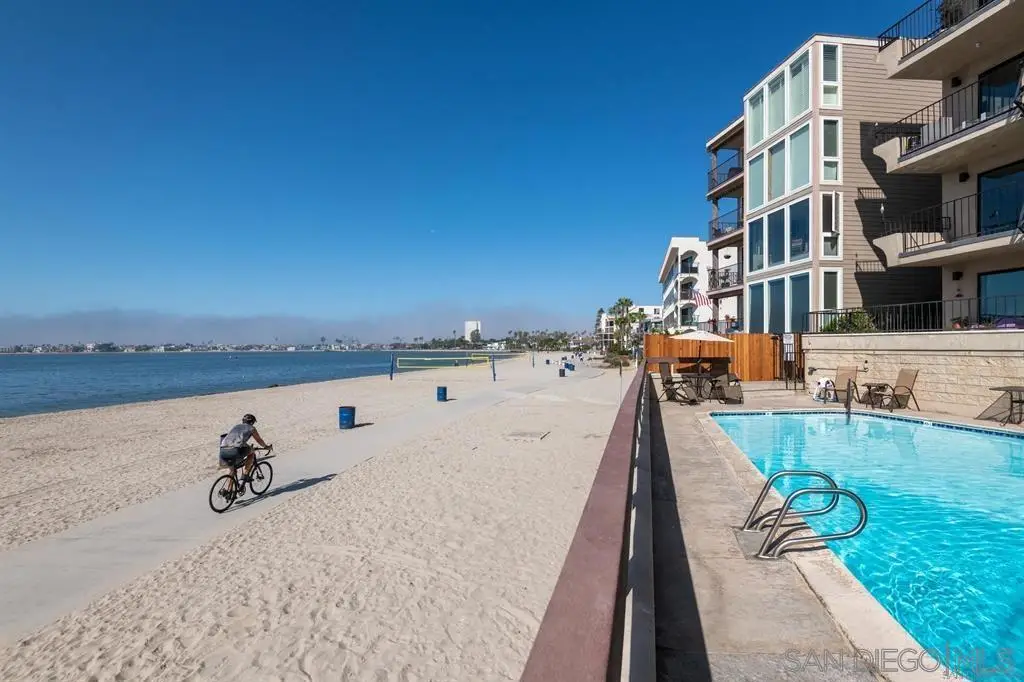 1235 Parker #3K, San Diego, CA 92109 - #1