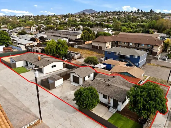 3653 55 S Barcelona St, Spring Valley, CA 91977