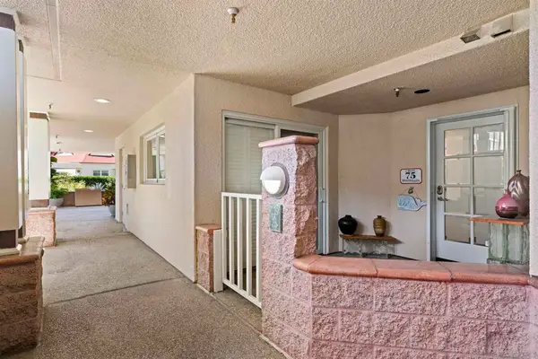 1133 First St #119, Coronado, CA 92118