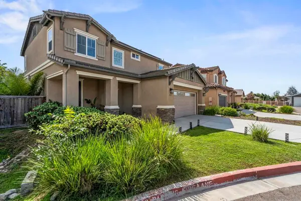 2431 Vernon Ranch Way, Lemon Grove, CA 91945