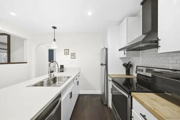 13788 Ruette Le Parc #D, Del Mar, CA 92014