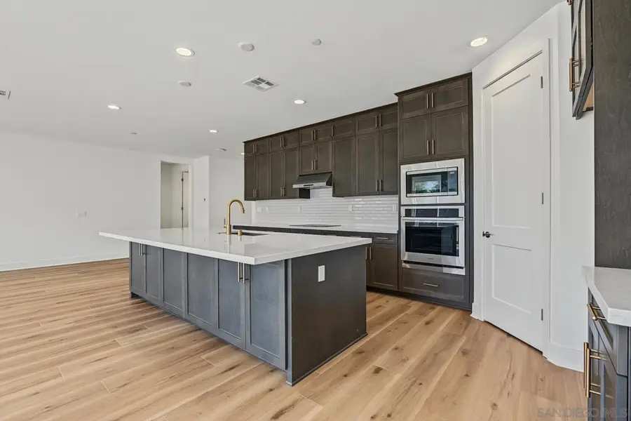3147 Smith Pl, Escondido, CA 92027 - #3