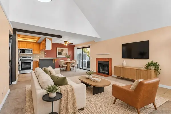 11865 Caminito Ronaldo #200, San Diego, CA 92128