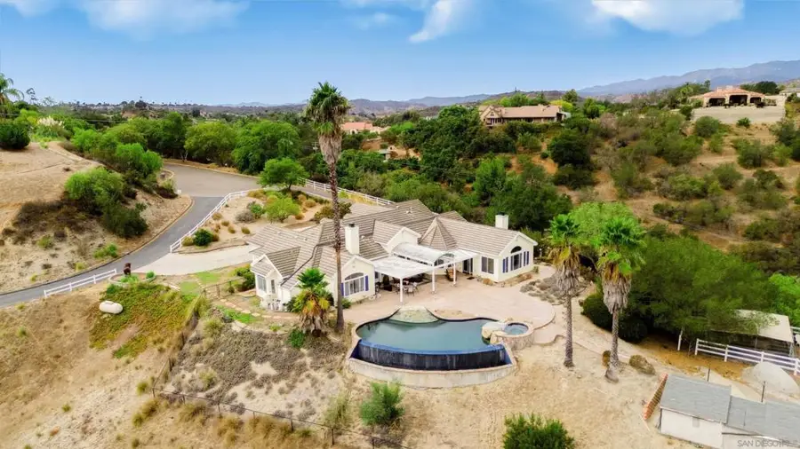 991 River Oaks, Fallbrook, CA 92028 - #3