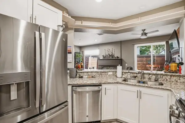 11382 Via Rancho San Diego, El Cajon, CA 92019